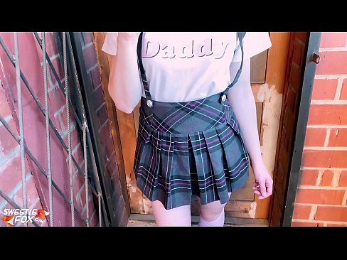 ❤️ Alumna chupa profundamente o seu pau e fode en vez de clases. Vídeo porno en nós ﹏