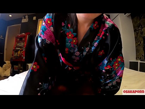 ❤️ A moza cosplay encántalle o sexo ata o orgasmo con chorros nunha jinete e unha mamada. Moza asiática con coño peludo e fermosas tetas con traxe tradicional xaponés nun vídeo afeccionado que mostra a masturbación con xoguetes de merda. Sakura 3 OSAKAPORN. Vídeo porno en nós ﹏